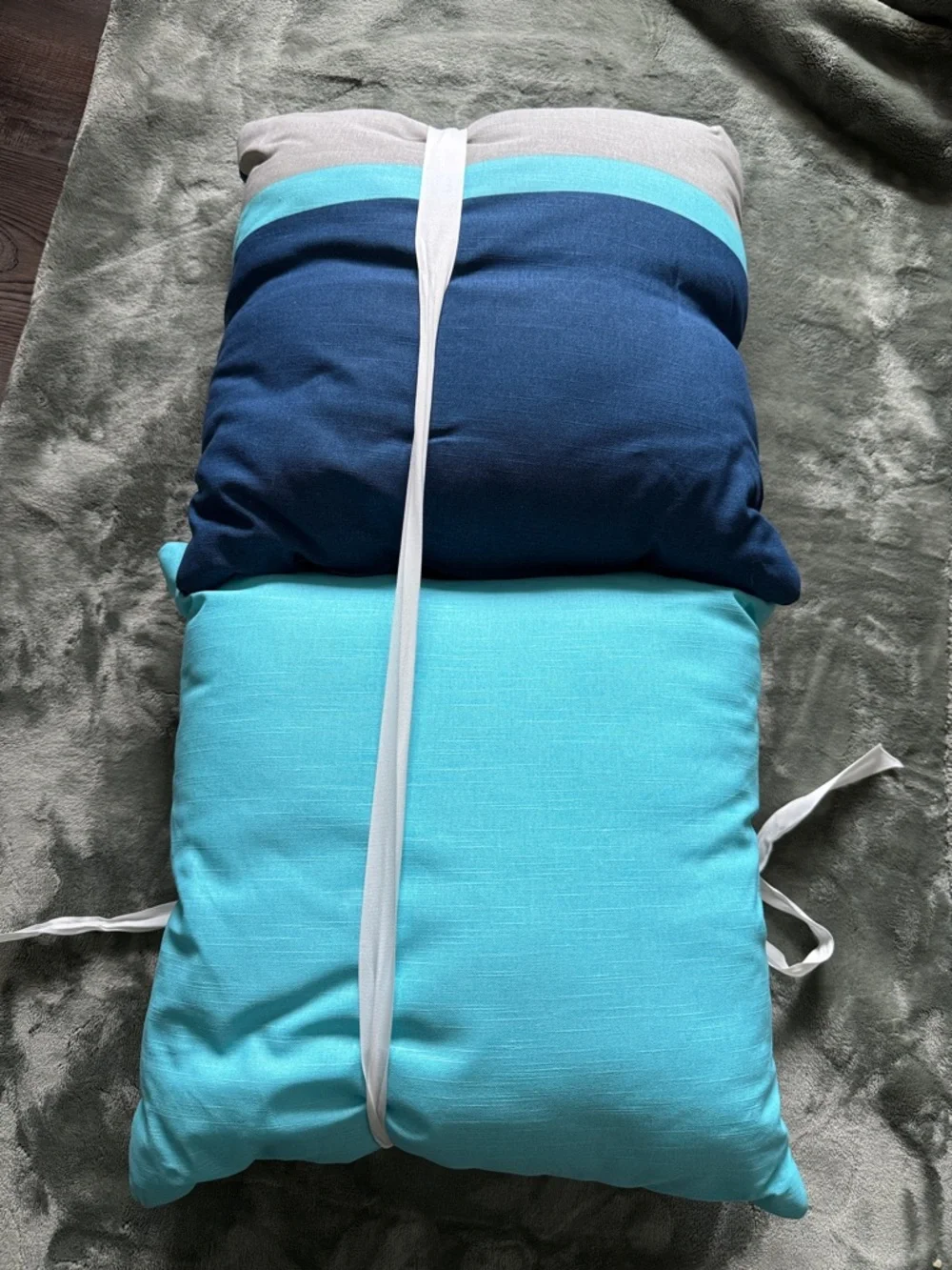Blue and Turquoise Decorative Pillow Set - Home Bedding